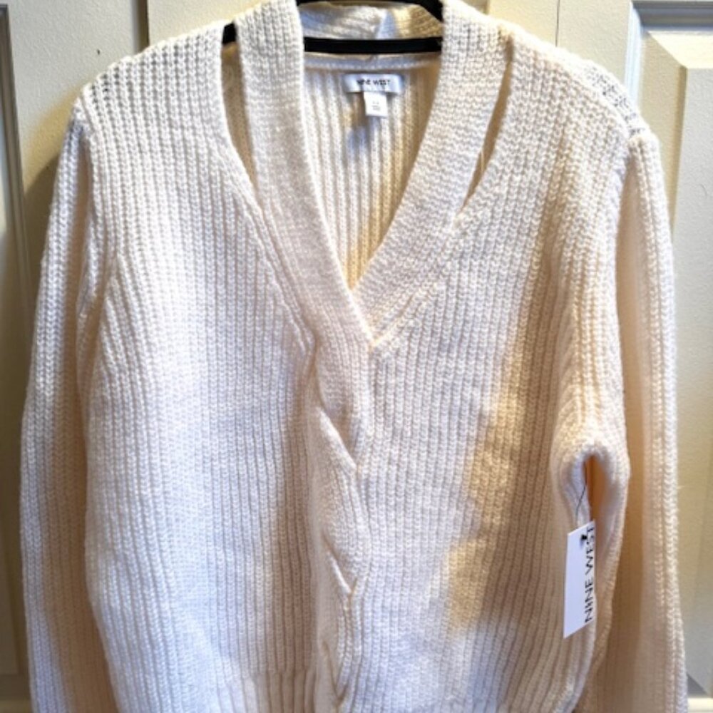 Nine West white sweater Medium